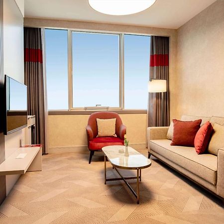 Ramada By Wyndham Diyarbakir Hotell Exteriör bild